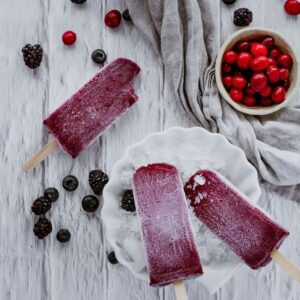 Enjoy delicious local fruits popsicles during summertime with our sosulpice! tasting