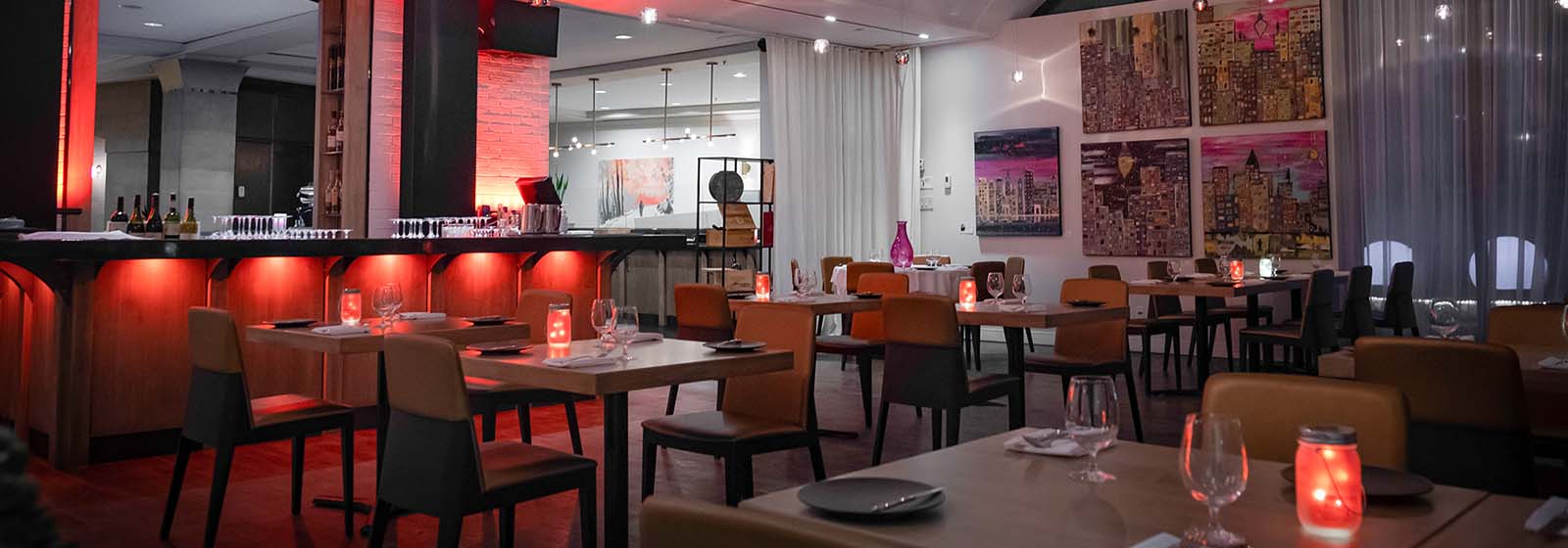 Oskar restaurant Experience located in the heart of Le Saint-Sulpice Hotel Montreal